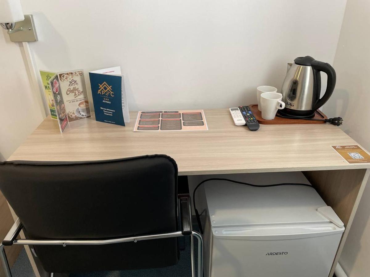Apec Hotel Atyraū Екстериор снимка